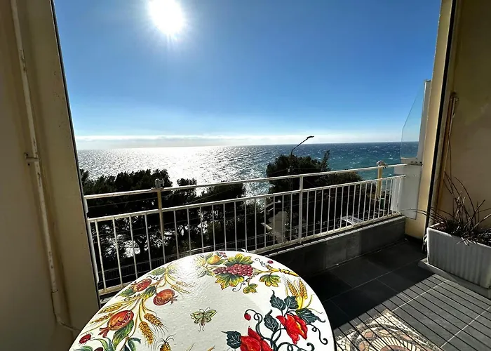 Appartamento Fronte Mare - Sanremo